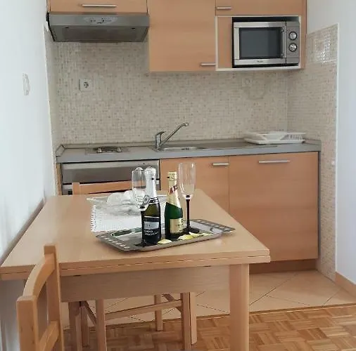 Vidos * Макарська