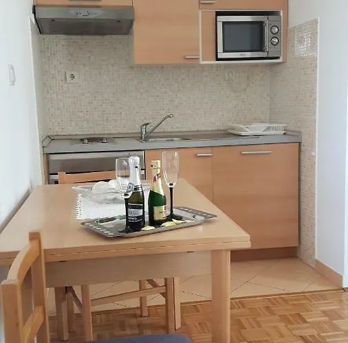 Daire Vidos Makarska