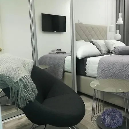 Vidos マカルスカ