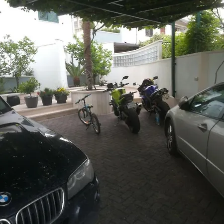 Vidos アパート *