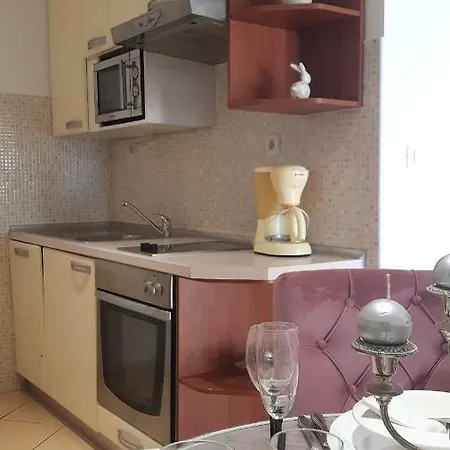Apartment Vidos *