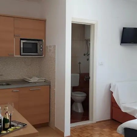 Apartment Vidos Makarska